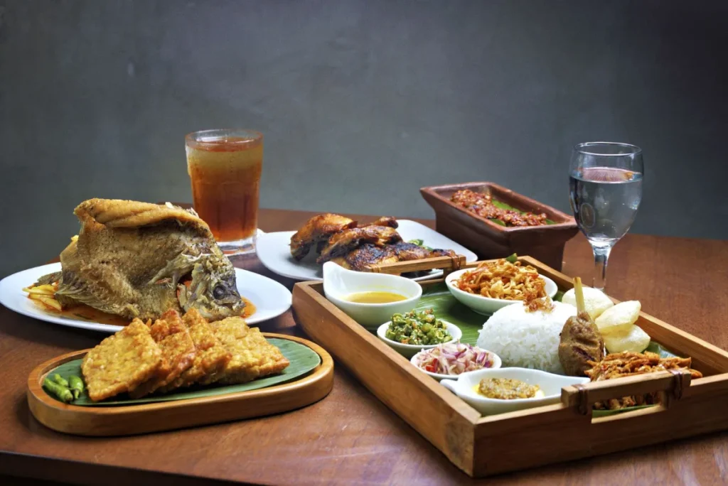 Paket nasi katering yang bisa dipasarkan lewat website UMKM Bekasi