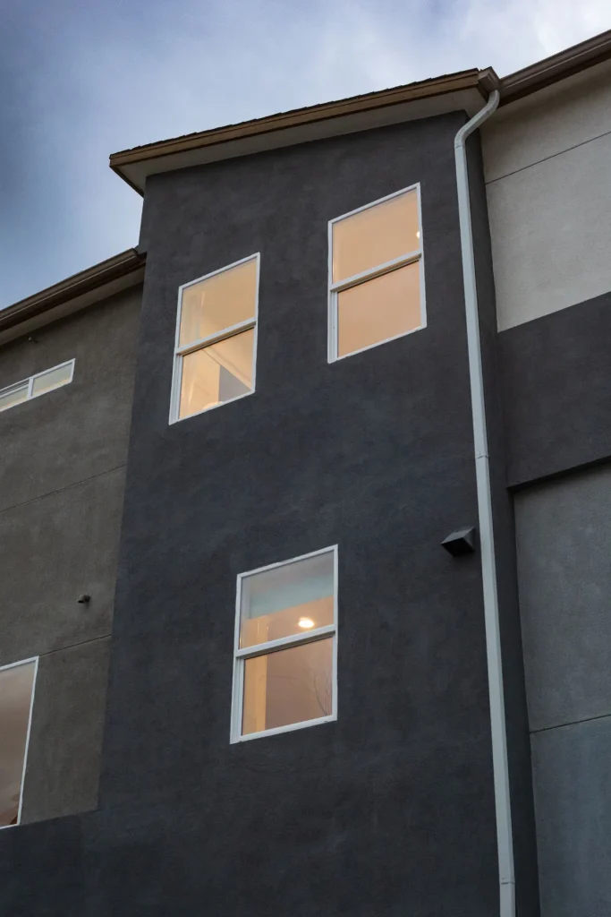 Rumah modern di perumahan