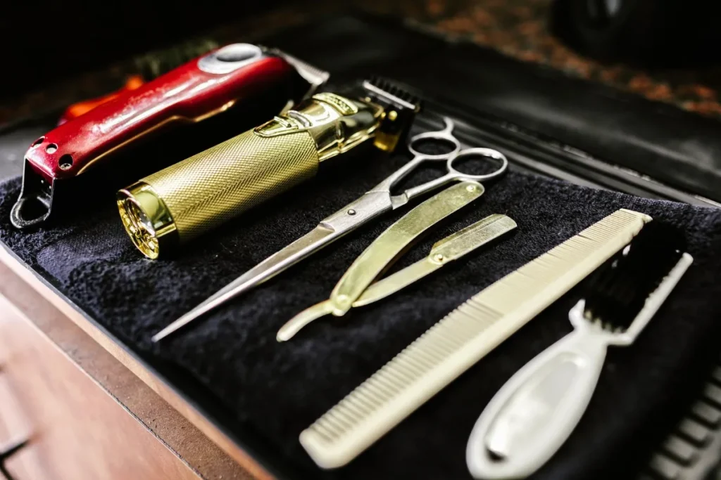 Alat cukur di barbershop